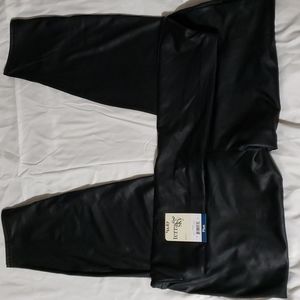 Terra & Sky Skinny Faux Leather Leggings Size 0X or 14W
